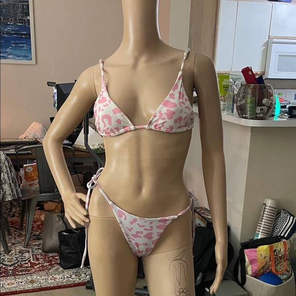 SHEIN Pink Animal Print Bikini - Picture 1 of 2